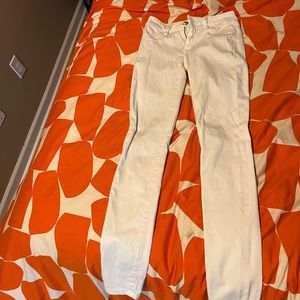 White American Eagle Midrise Jeggings